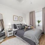 Toompea 2 Bedroom * Tallin